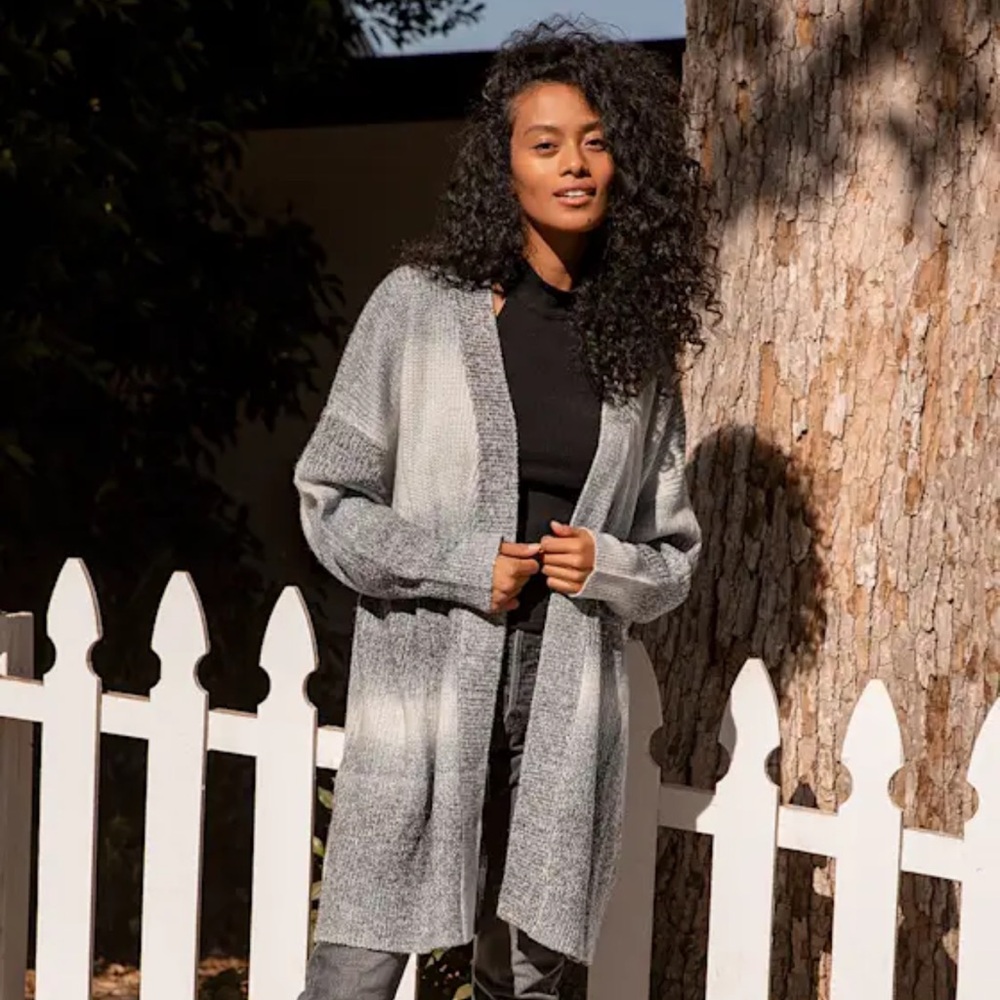 NWT Lulus “Wave of Cozy” Charcoal Ombre Knit Cardigan Sweater, size medium